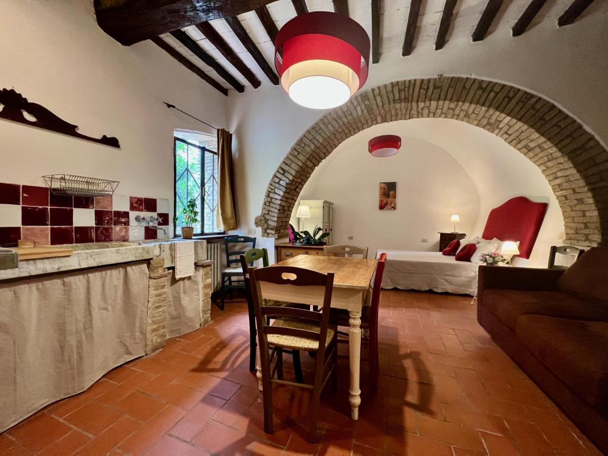Apartamento Le Fonti Di San Gimignano Exterior foto