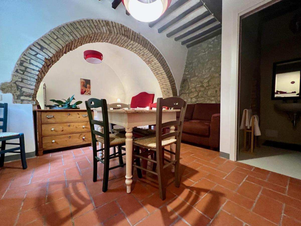Apartamento Le Fonti Di San Gimignano Exterior foto